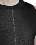 LAYERED SCAR SLEEVELESS TOP