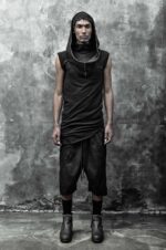 SCAR-STITCHED SLEEVELESS HOODIE