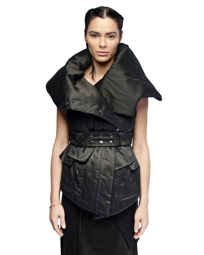 Inertia Linear Volume Collar Vest