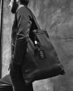 Minoár Signature Graphic Tote Bag