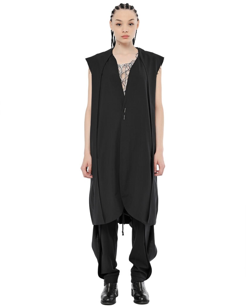 Linear Trigon Layers Vest