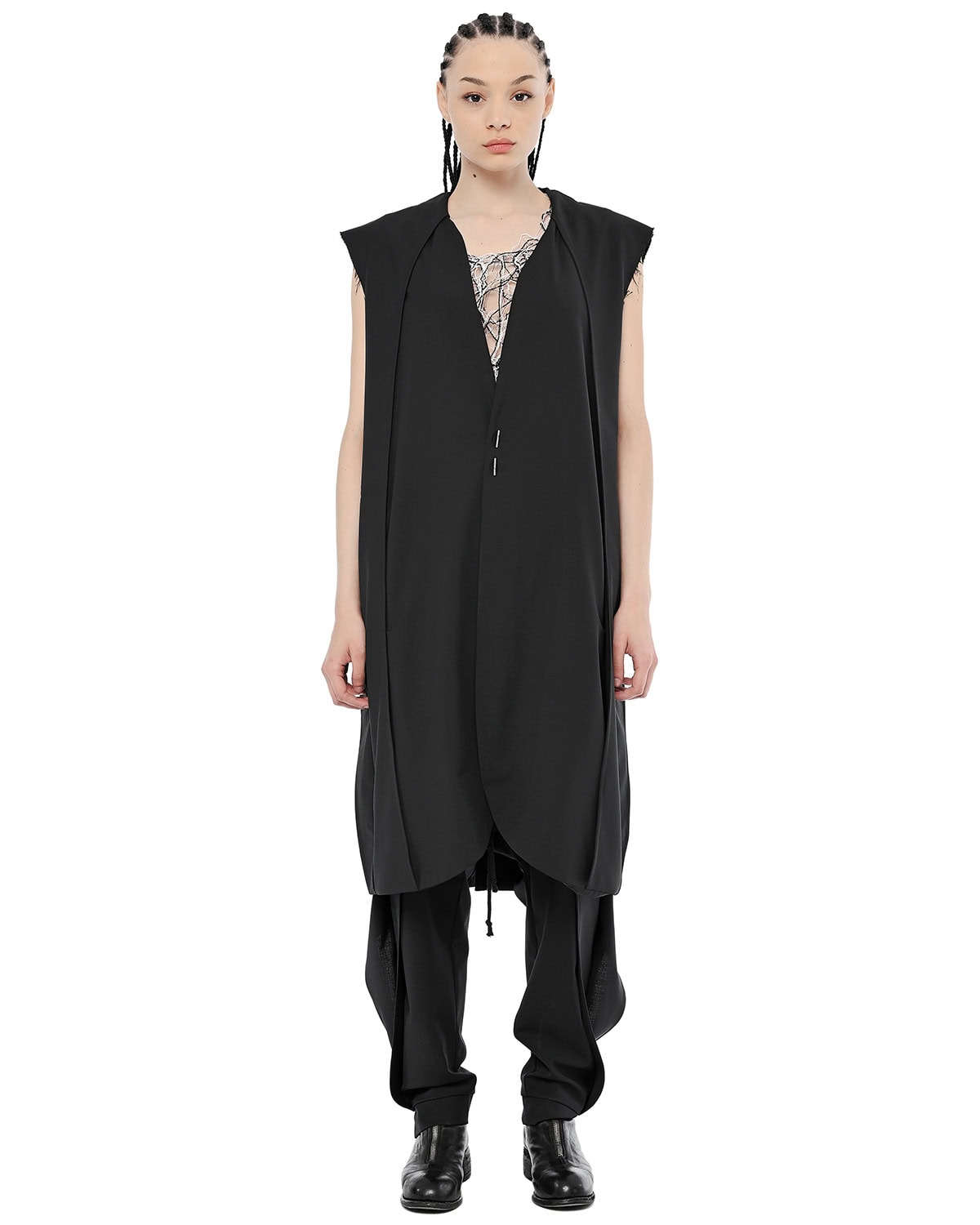 Linear Trigon Layers Vest