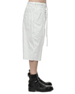 Loose Crop Raw Edge White Shorts
