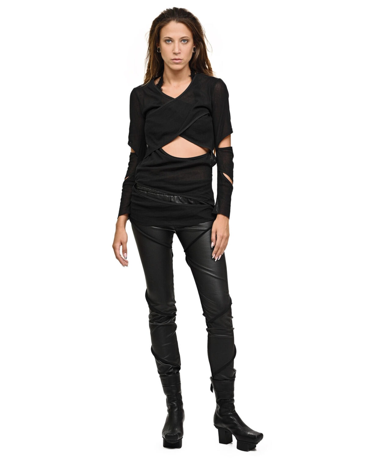 Division Layers Cut Sleeve Top