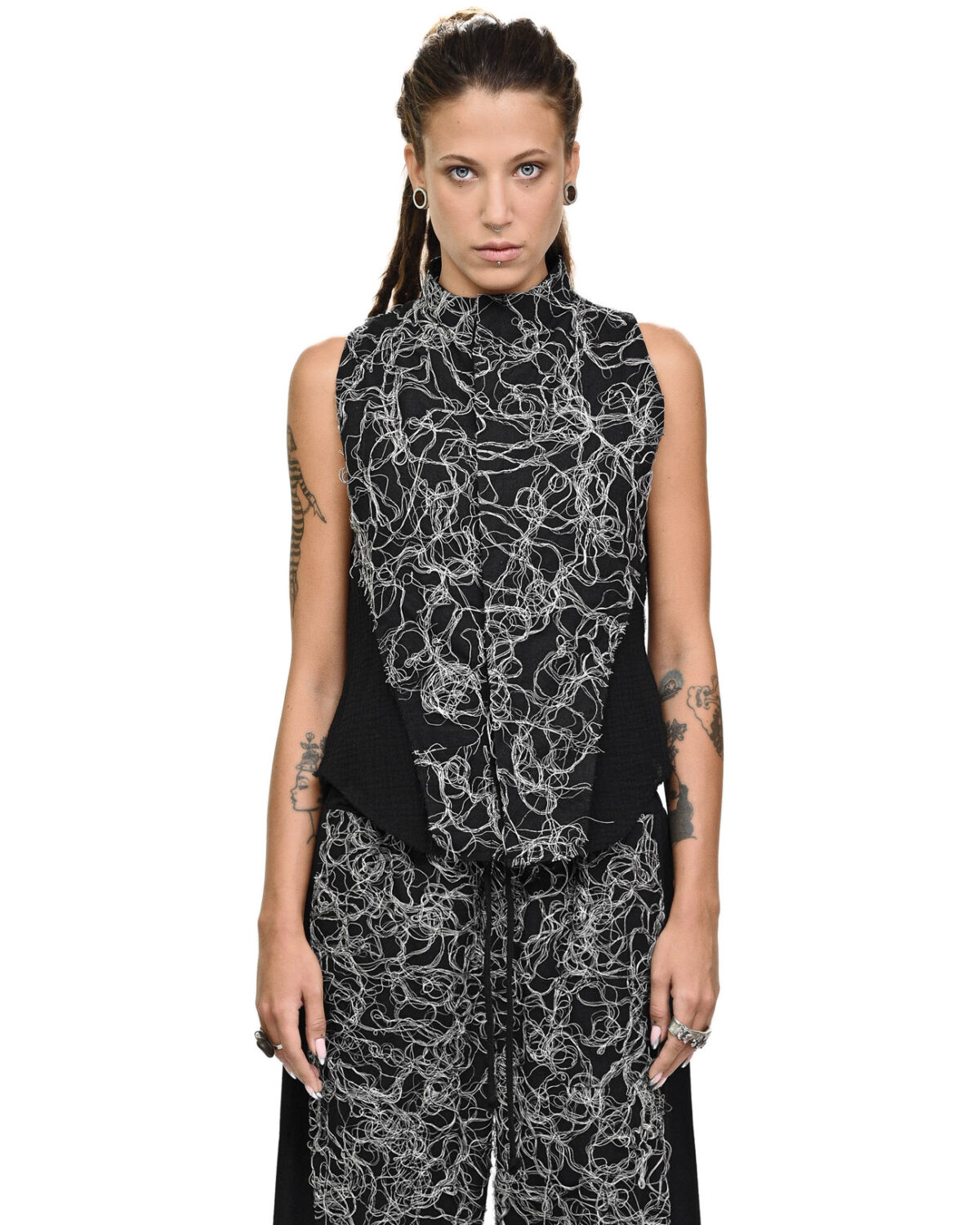 Contrast Angle Construct Vest