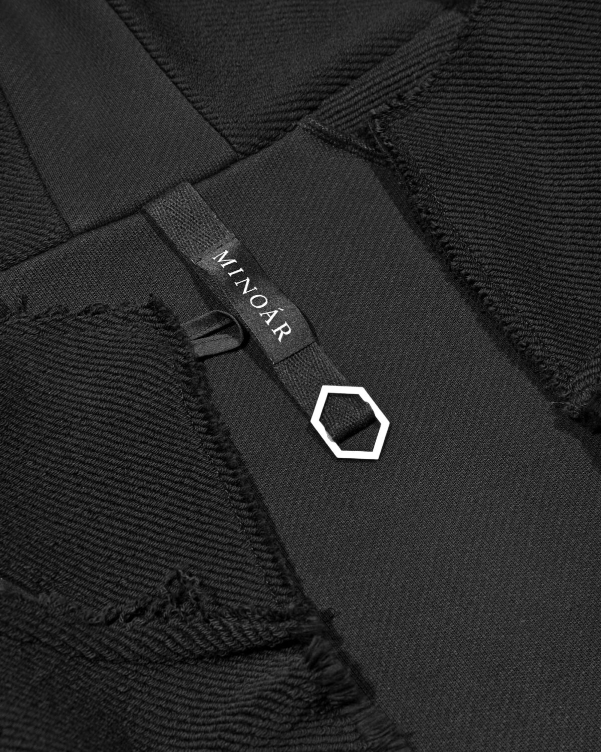 Reverse Edge Hood Buckle Cardigan